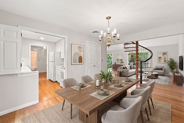 15 Fifer Ln 15, Lexington, MA 02420