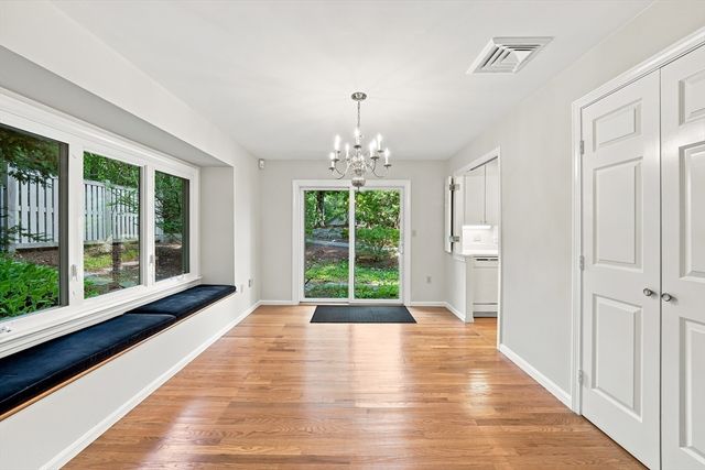 15 Fifer Ln 15, Lexington, MA 02420