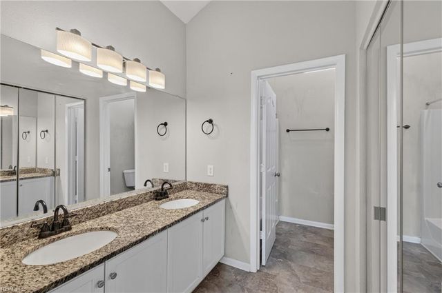 916 Woodcreek DR, Newport News, VA 23608