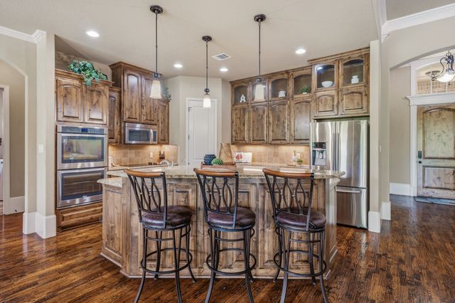 188 Bearclaw Circle, Aledo, TX 76008