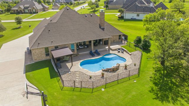 188 Bearclaw Circle, Aledo, TX 76008