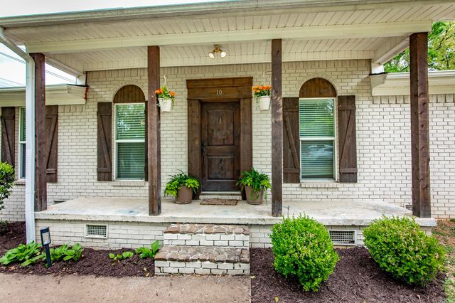 10 Pinewood Street, Cabot, AR 72023