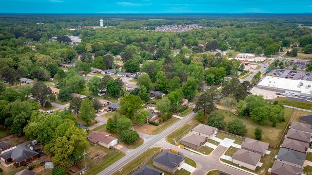 10 Pinewood Street, Cabot, AR 72023
