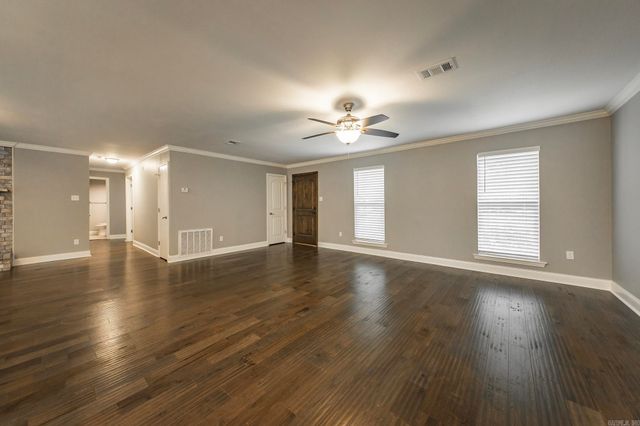 10 Pinewood Street, Cabot, AR 72023