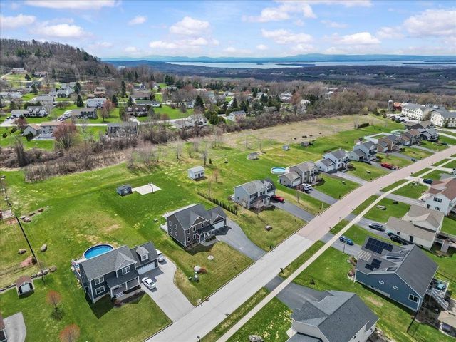 304 Harbor View Drive, St. Albans Town, VT 05478