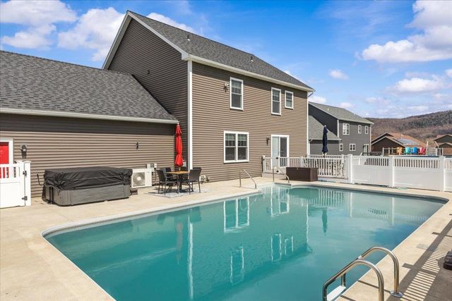 304 Harbor View Drive, St. Albans Town, VT 05478