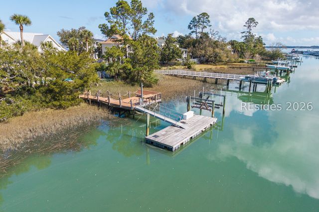 22 Blue Heron Pt, Hilton Head Island, SC 29926