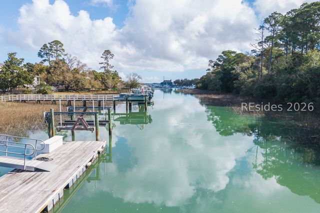 22 Blue Heron Pt, Hilton Head Island, SC 29926