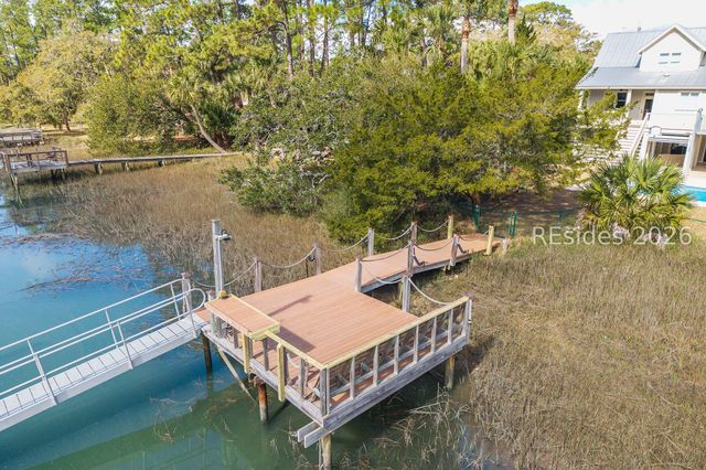 22 Blue Heron Pt, Hilton Head Island, SC 29926