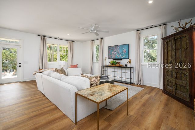 22 Blue Heron Pt, Hilton Head Island, SC 29926