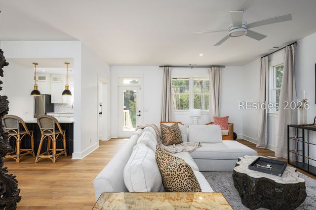 22 Blue Heron Pt, Hilton Head Island, SC 29926