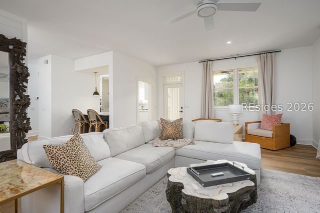 22 Blue Heron Pt, Hilton Head Island, SC 29926