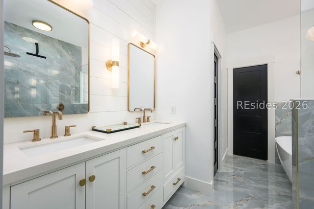 22 Blue Heron Pt, Hilton Head Island, SC 29926