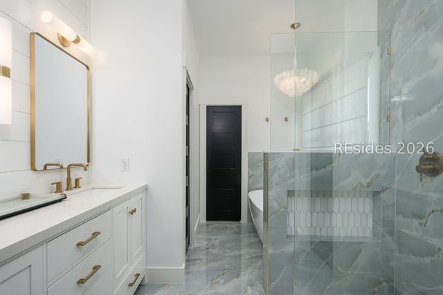 22 Blue Heron Pt, Hilton Head Island, SC 29926