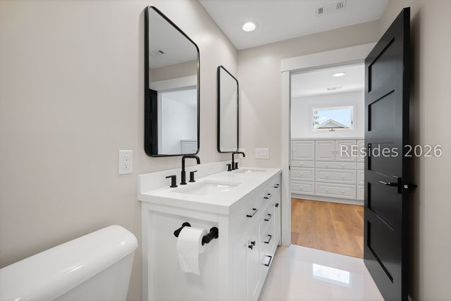 22 Blue Heron Pt, Hilton Head Island, SC 29926