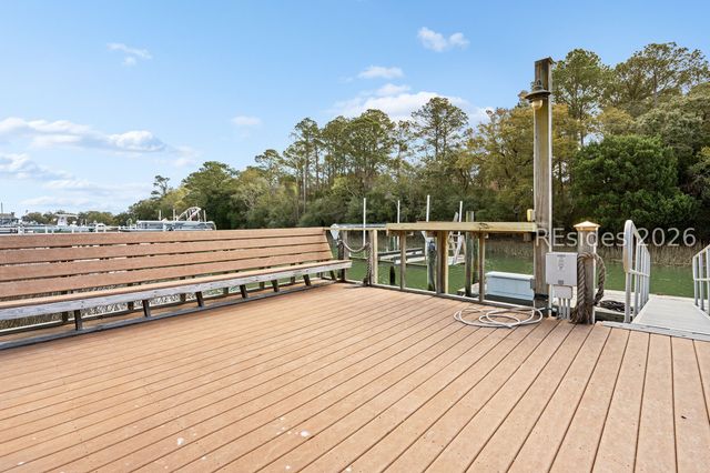 22 Blue Heron Pt, Hilton Head Island, SC 29926