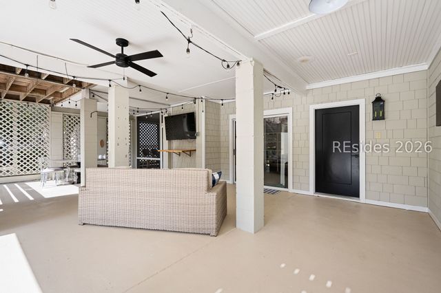 22 Blue Heron Pt, Hilton Head Island, SC 29926