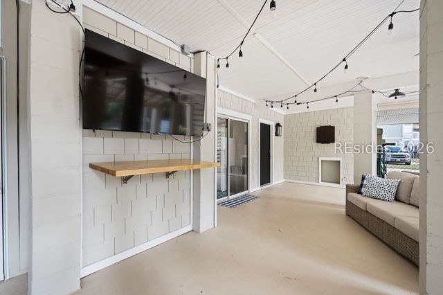 22 Blue Heron Pt, Hilton Head Island, SC 29926