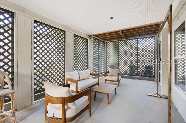 22 Blue Heron Pt, Hilton Head Island, SC 29926