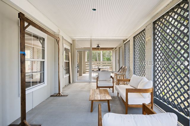 22 Blue Heron Pt, Hilton Head Island, SC 29926