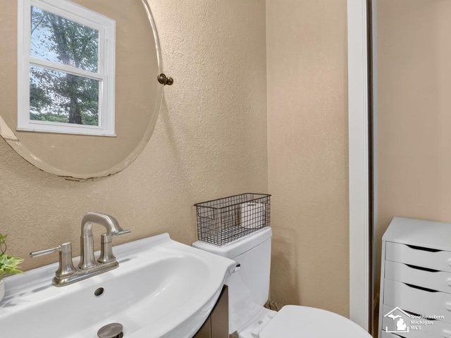 11589 Brookshire Drive, Bedford Twp, MI 48182
