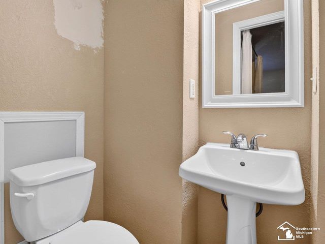 11589 Brookshire Drive, Bedford Twp, MI 48182