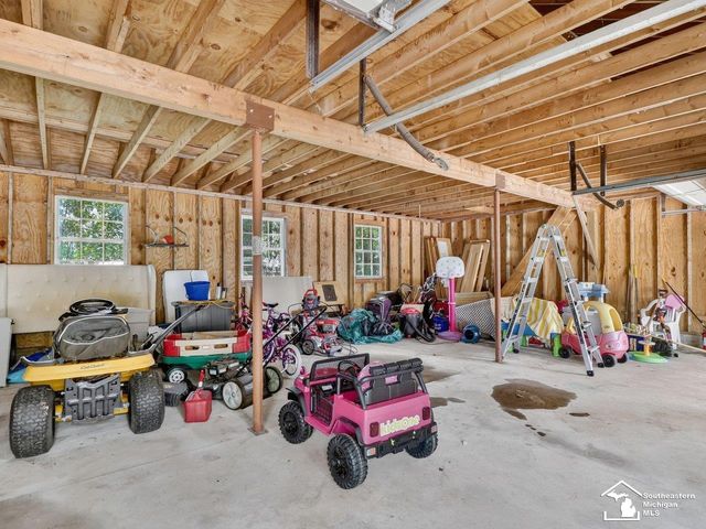 11589 Brookshire Drive, Bedford Twp, MI 48182