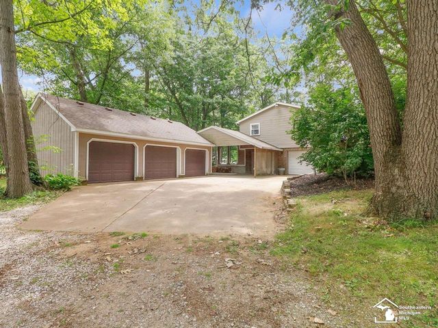 11589 Brookshire Drive, Bedford Twp, MI 48182