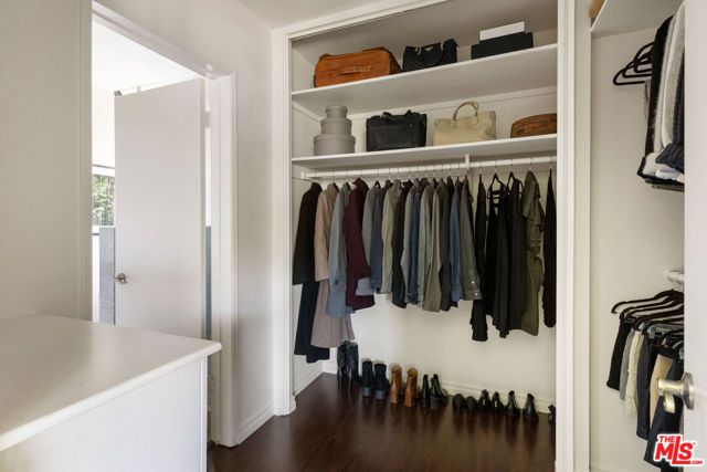 3022 Tyburn Street, Los Angeles, CA 90039