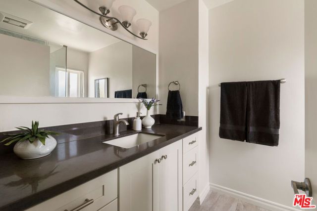 3022 Tyburn Street, Los Angeles, CA 90039