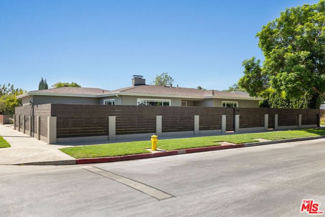 3022 Tyburn Street, Los Angeles, CA 90039