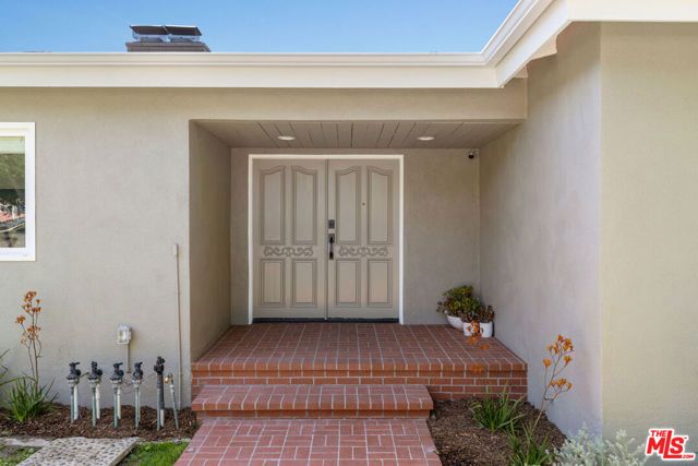 3022 Tyburn Street, Los Angeles, CA 90039