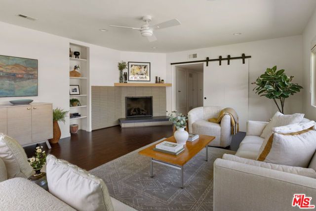 3022 Tyburn Street, Los Angeles, CA 90039