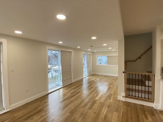 30 Russell Road 30, Chelmsford, MA 01863