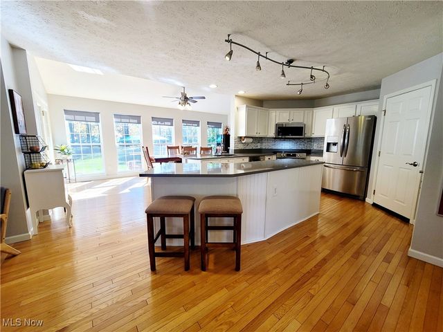 1830 Parker Lane, Twinsburg, OH 44087