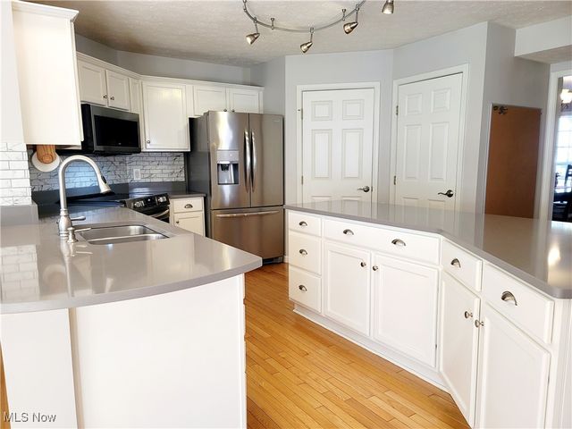 1830 Parker Lane, Twinsburg, OH 44087