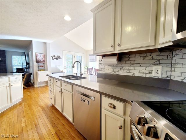 1830 Parker Lane, Twinsburg, OH 44087