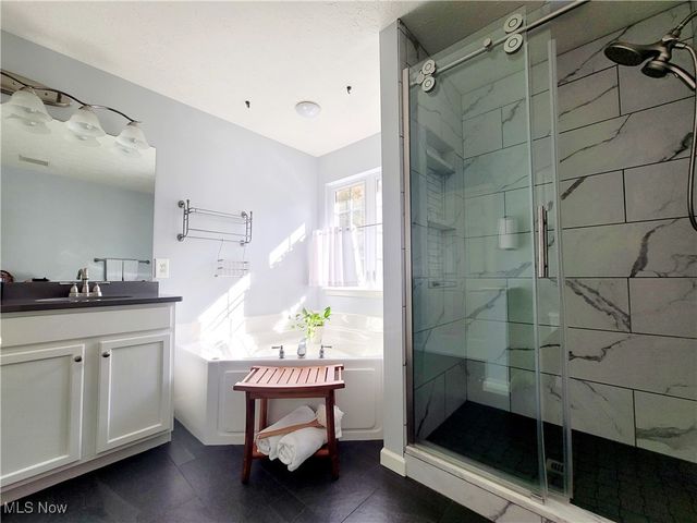 1830 Parker Lane, Twinsburg, OH 44087