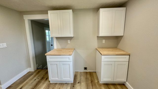 10308 E Business 60, Mountain Grove, MO 65711