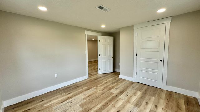 10308 E Business 60, Mountain Grove, MO 65711