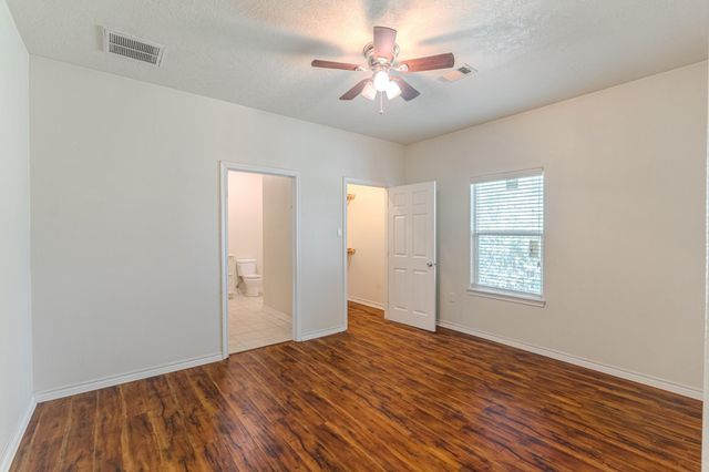 816 Martin Luther King Road, Ames, TX 77575