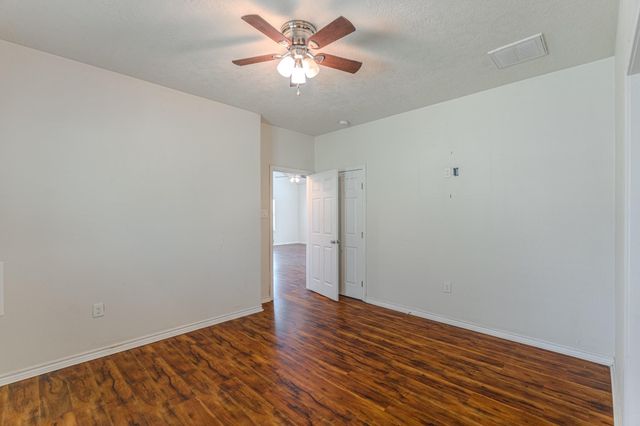 816 Martin Luther King Road, Ames, TX 77575