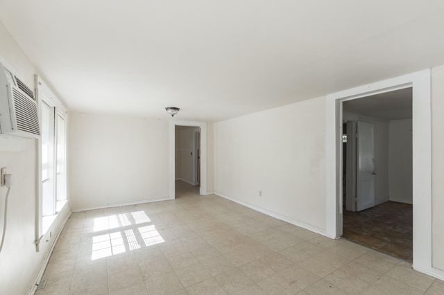 816 Martin Luther King Road, Ames, TX 77575