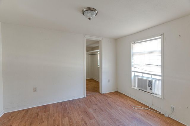 816 Martin Luther King Road, Ames, TX 77575