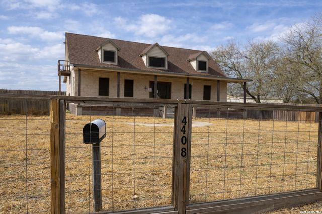 4108 E Nimrod Cir, Robstown, TX 78380
