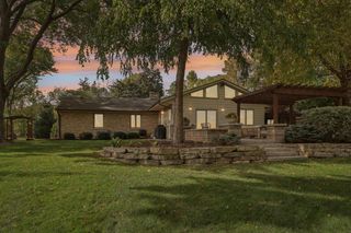 2938 S Waukesha ROAD, West Allis, WI 53227
