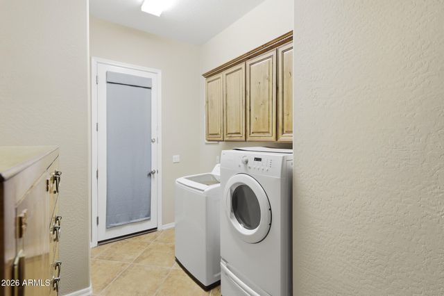 1531 W PARNELL Drive, Phoenix, AZ 85085