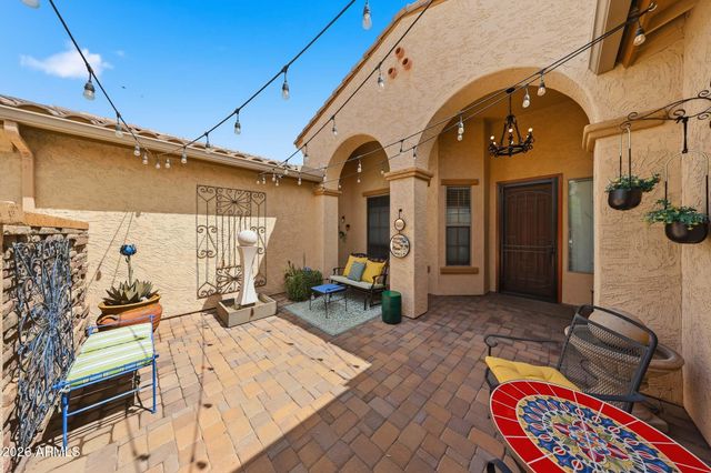 1531 W PARNELL Drive, Phoenix, AZ 85085