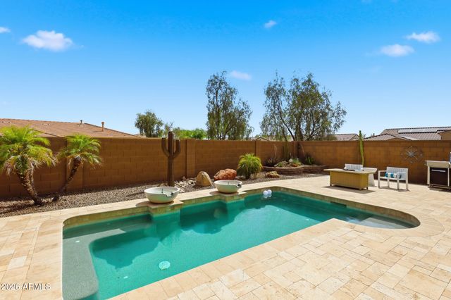 1531 W PARNELL Drive, Phoenix, AZ 85085