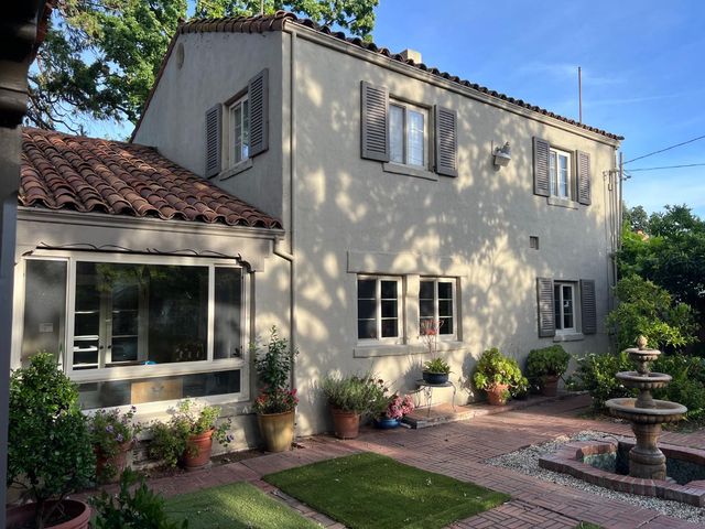 1633 Argonne Dr, Stockton, CA 95203